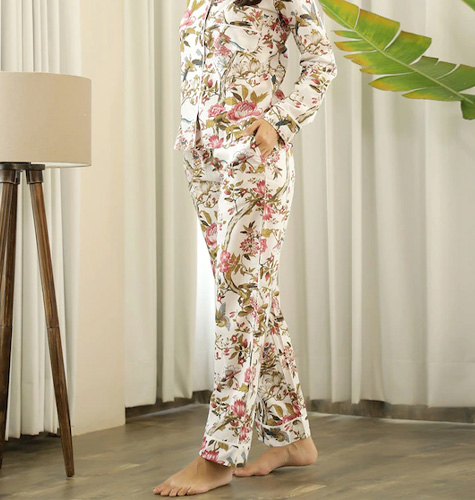 Women Printed Cotton Night suit